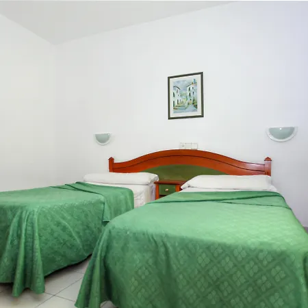 Barranco Chic! By Alegria 2* 플라야데라스아메리카스